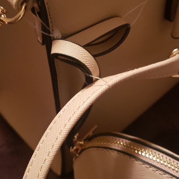 Purse - Picture 4 of 5